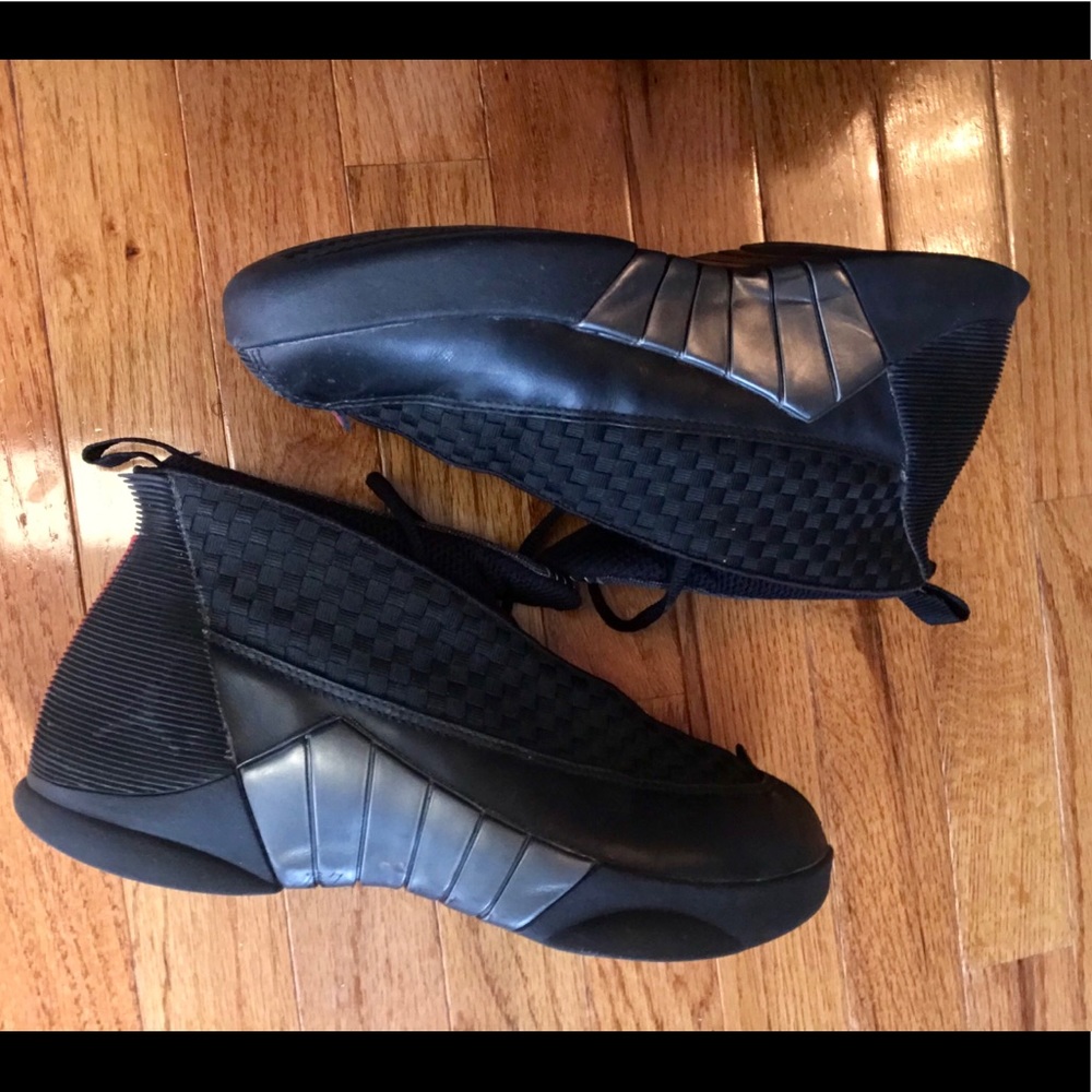 Air Jordan XV - Picture 3 of 4